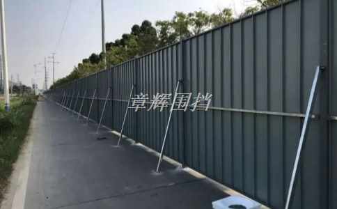 市政圍擋的維護(hù)和管理如何保障城市交通安全和暢通？(探究市政圍擋的日常維護(hù))